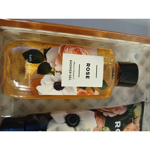 Bath & Body Work "ROSE" Giftset Box With I Love You-Ribbon Box Spray- Lotion-Gel - Picture 3 of 16